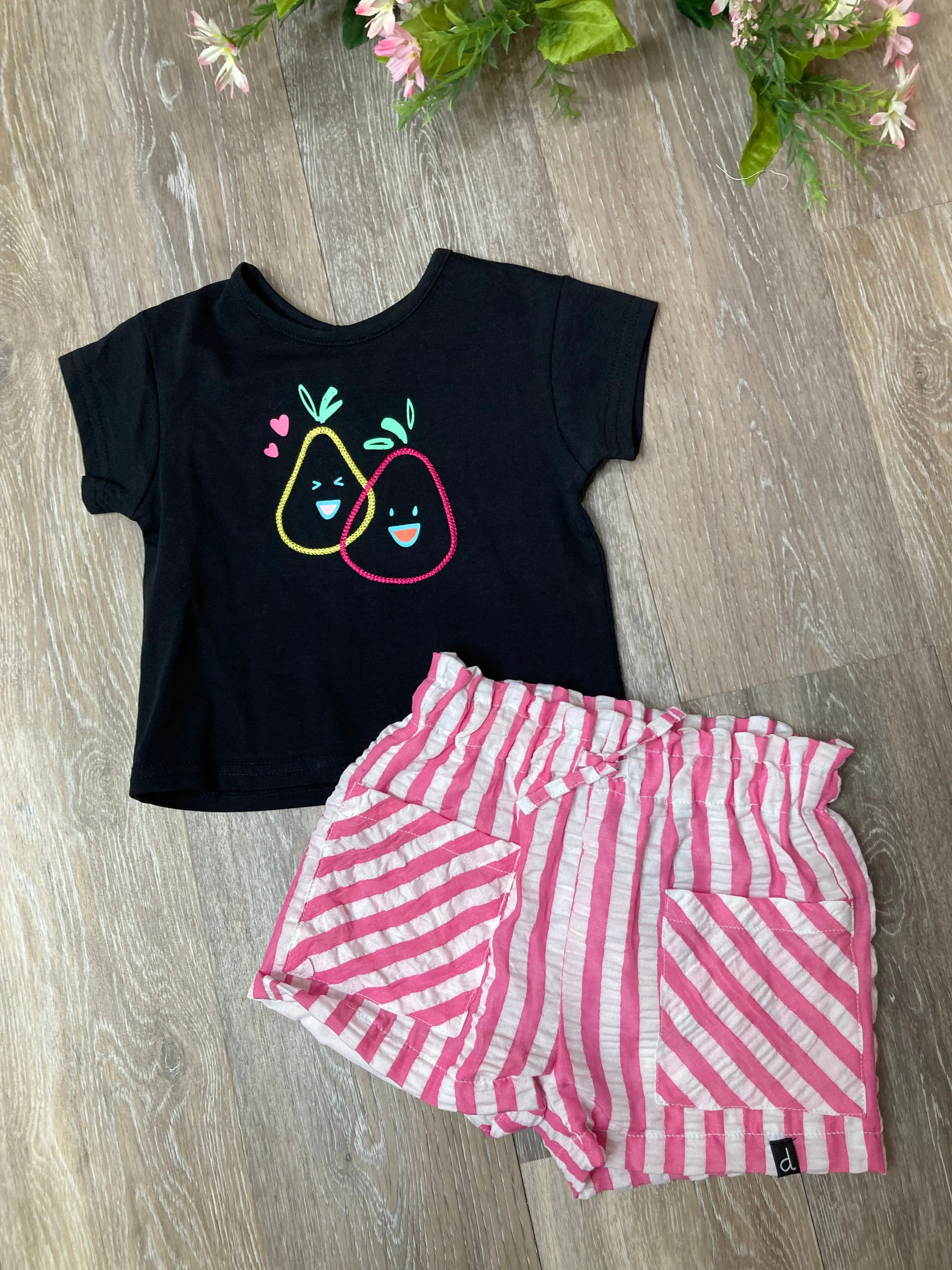 DPD Girls Pear Tee & Short Set