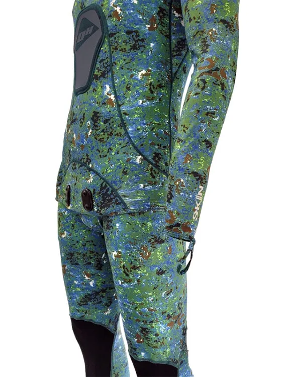Ocean Hunter Chameleon Skin Top with Beavertail